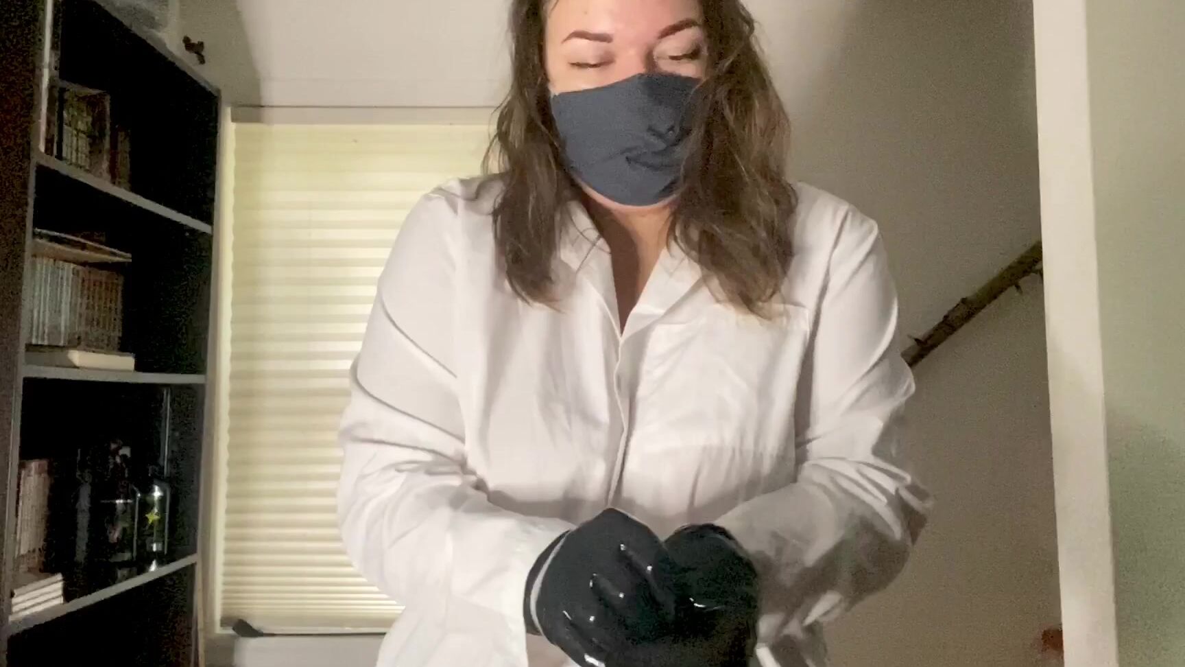 Rubberfoxx Femdom Doctor Roleplay