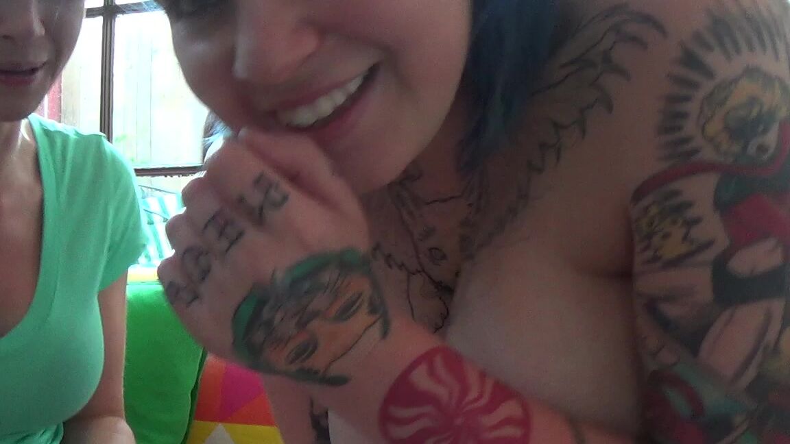 The Elle Hell Girl On Girl Boob Play And Squeezing