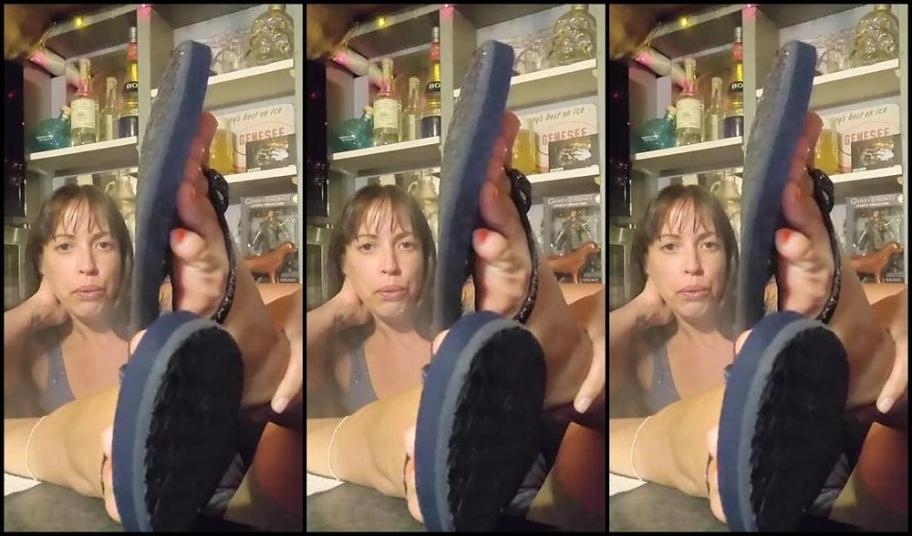 Crystal Paris Nicknamed One Lonely Foot 08 14 2025 Onlyfans Video Randoms From The Week Rk3R