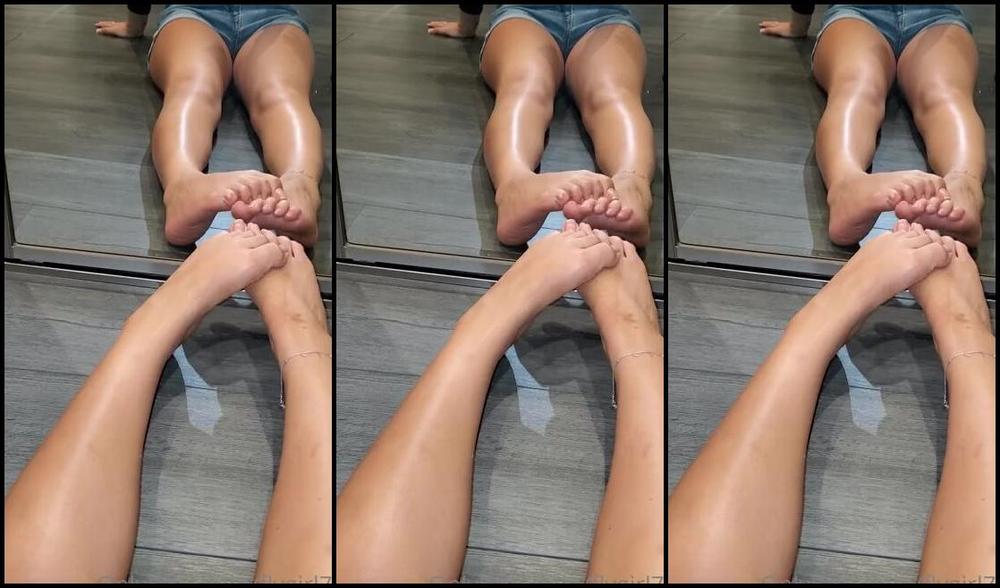 Fly Girl Nicknamed Flygirl76 10 10 2020 Onlyfans Video I Love My Natural Toes
