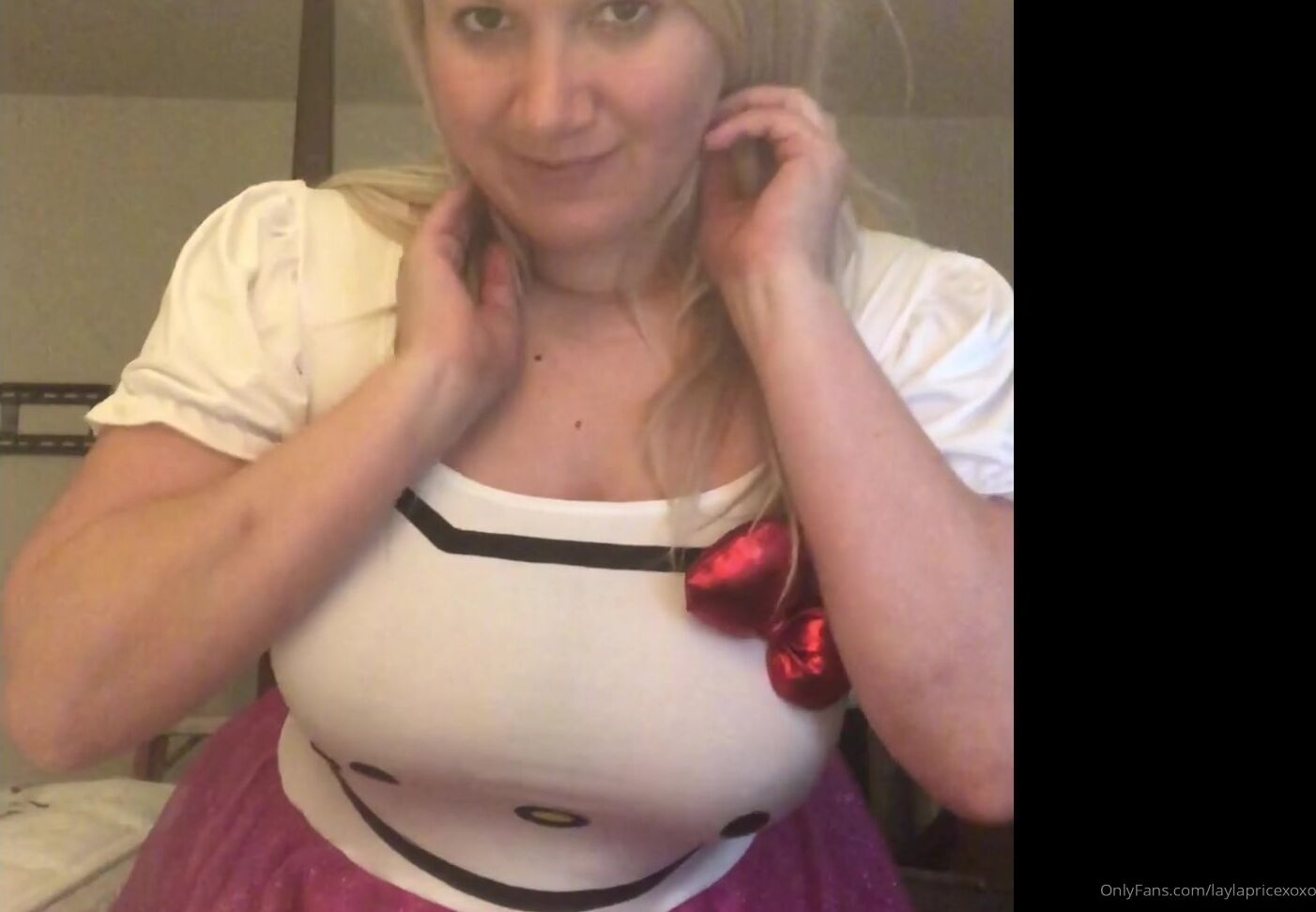 Laylapricexoxo What Is The Best Costume On Me