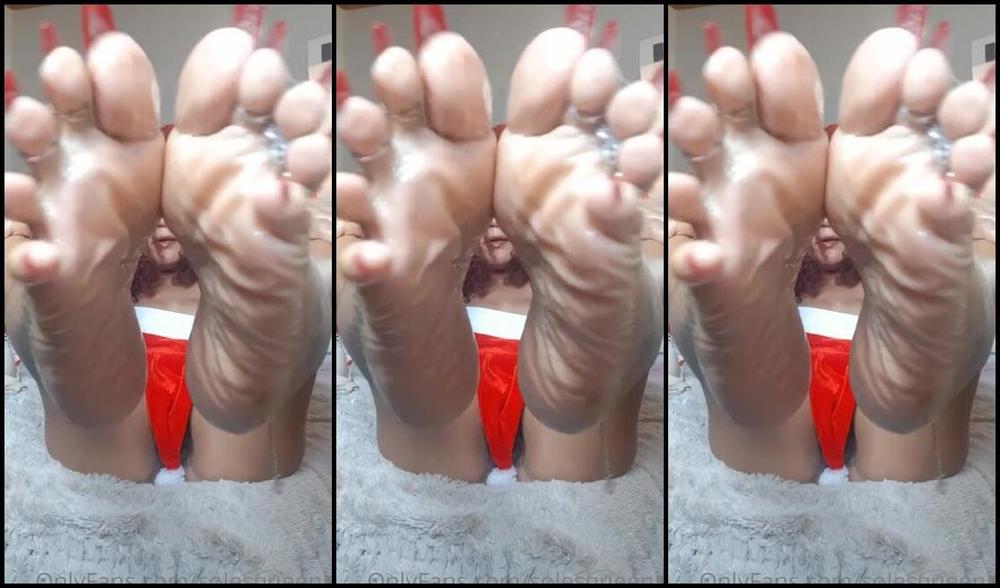 Meryann Aka Solesqueenrd Onlyfans Merry Christmas To All Of You Thanks You So Much Guys Later I Go To Post A Joi Video