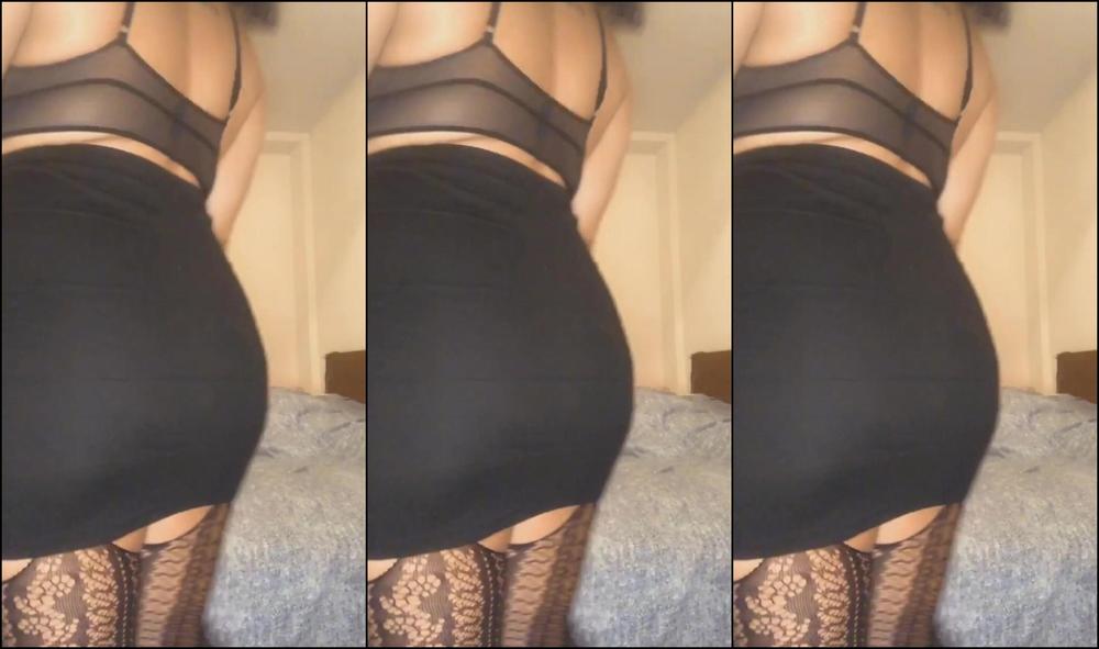 Fayeforbes Sexy Outfit With Buttplug