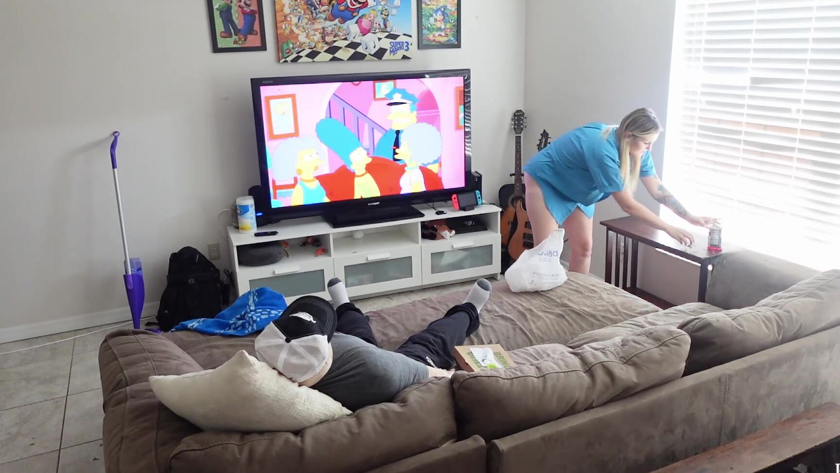 "Kelly Payne" cumplay, footjobs, housecleaning, milf, roleplay Mom falls on Hard times manyvids