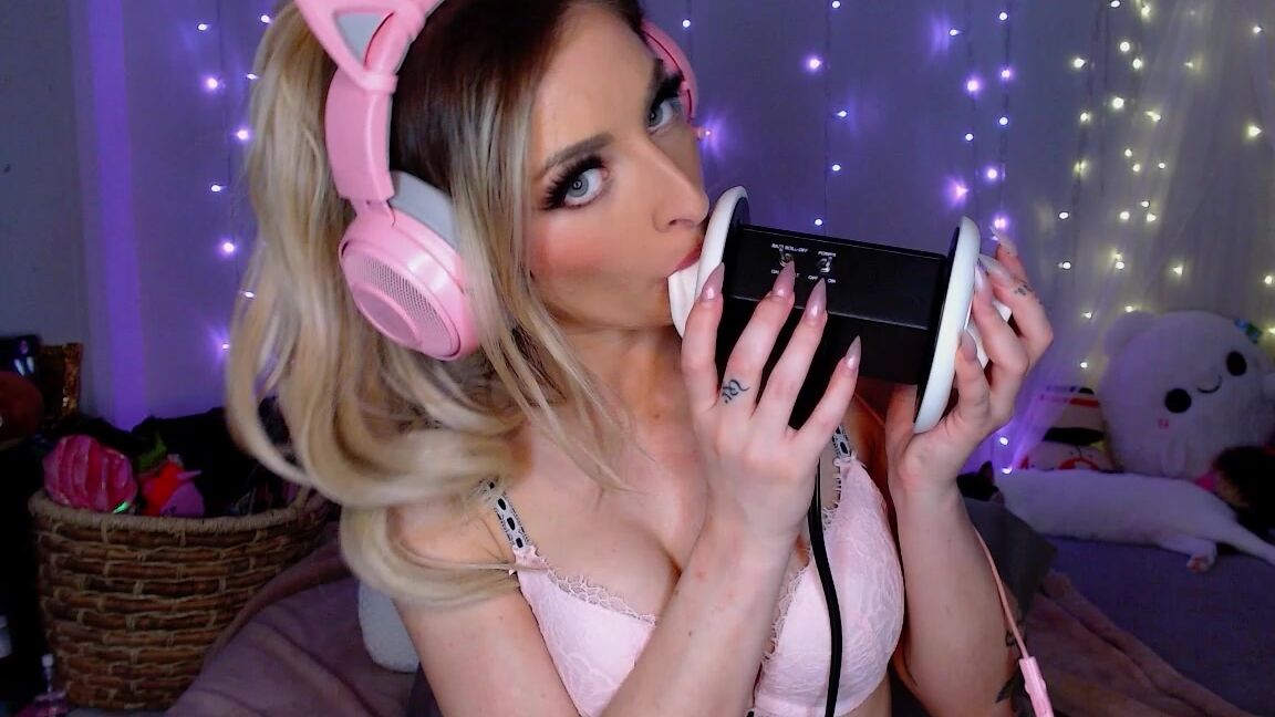 "boudoirbunny" fingering, lace/lingerie, asmr, tongue fetish, pussy play ASMR Ear Lick Clit Rubbing Orgasm manyvids