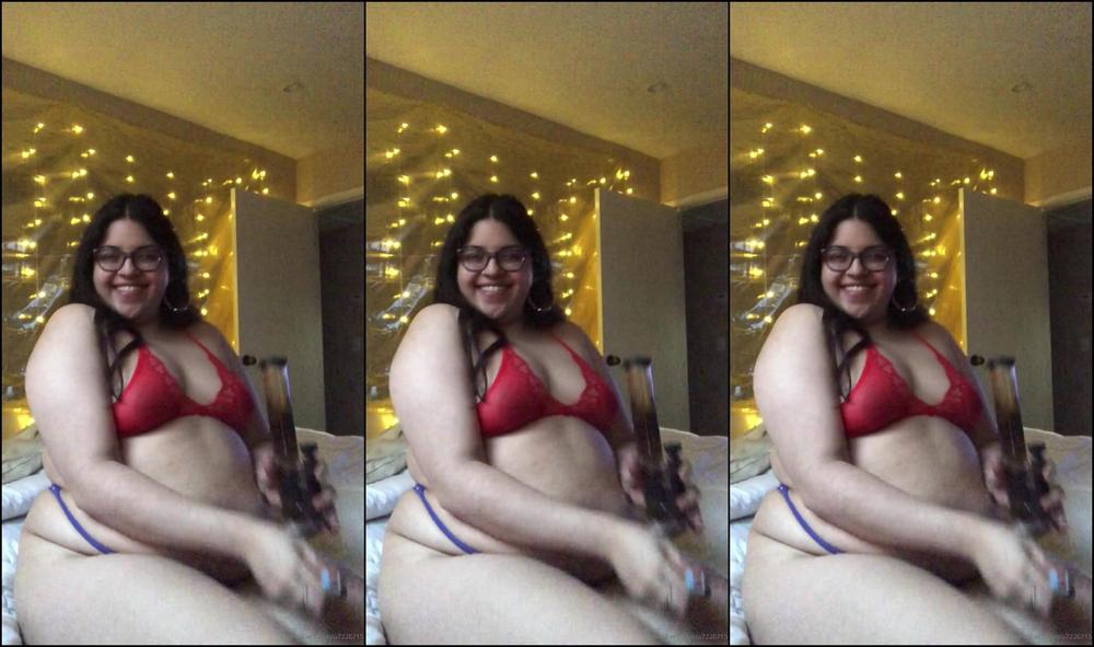 Dulcenalgass Pov Ur Smoking And Eating With Me