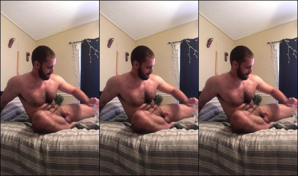 Funmrsmith Oily Hairy An Cumming A Fountain Recording Of Today S Cum Show