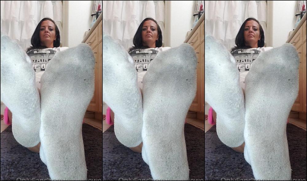 Dixiesjewels Dirty Smelly Sexy Sock Removal Tease