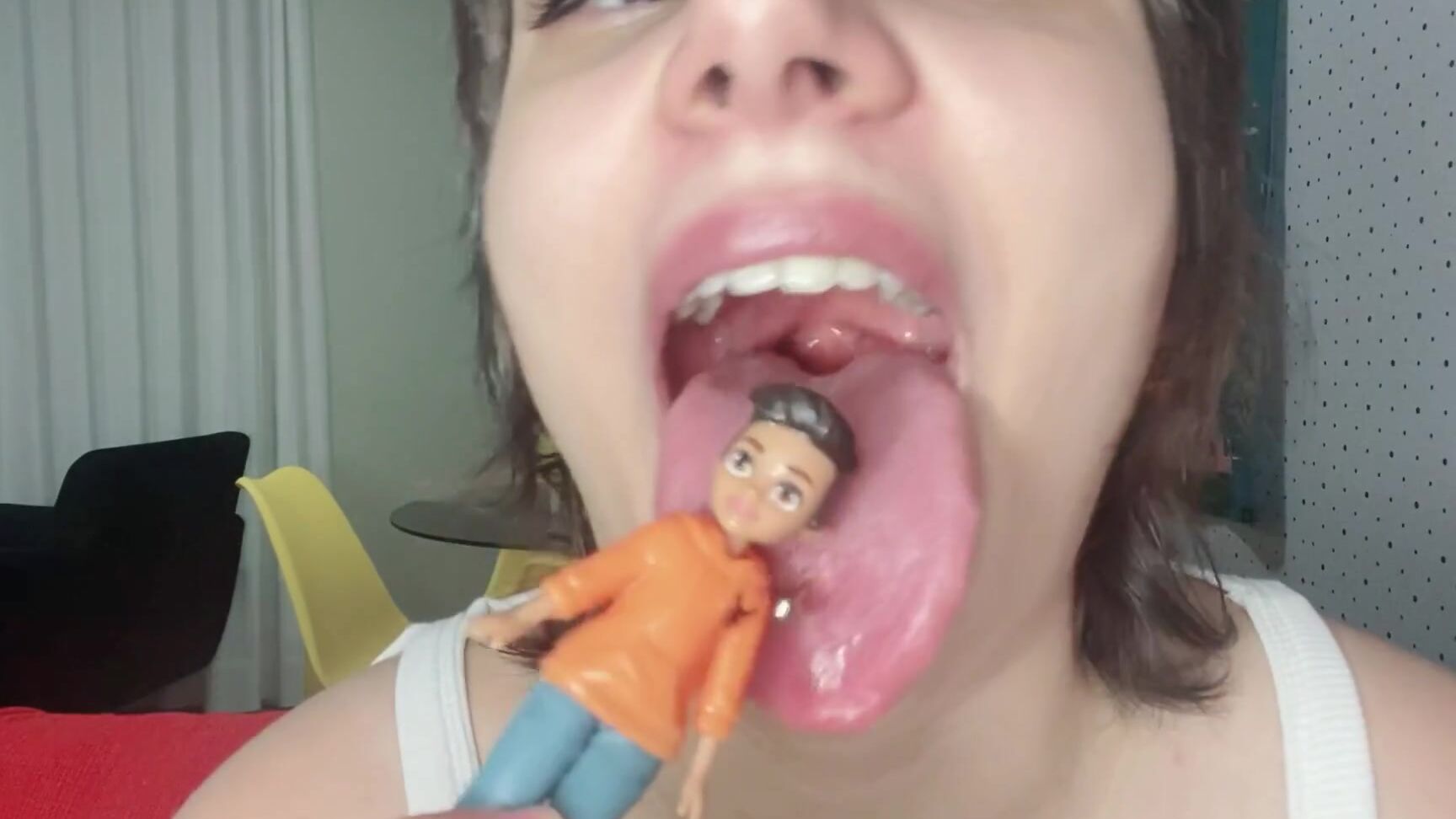 Giantess, Mouth Fetish, Shrinking Fetish, Uvula Fetish, Vore shrunken-cousin-gets-eaten-whole ManyVids