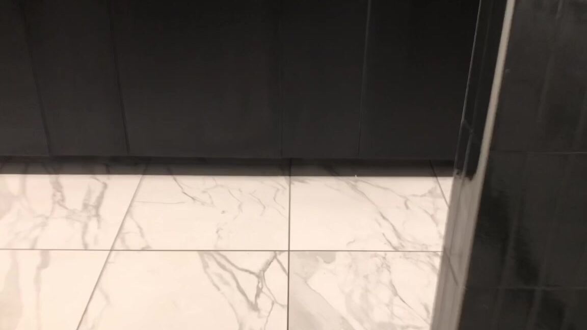 Noracharm Naughty In The Mall