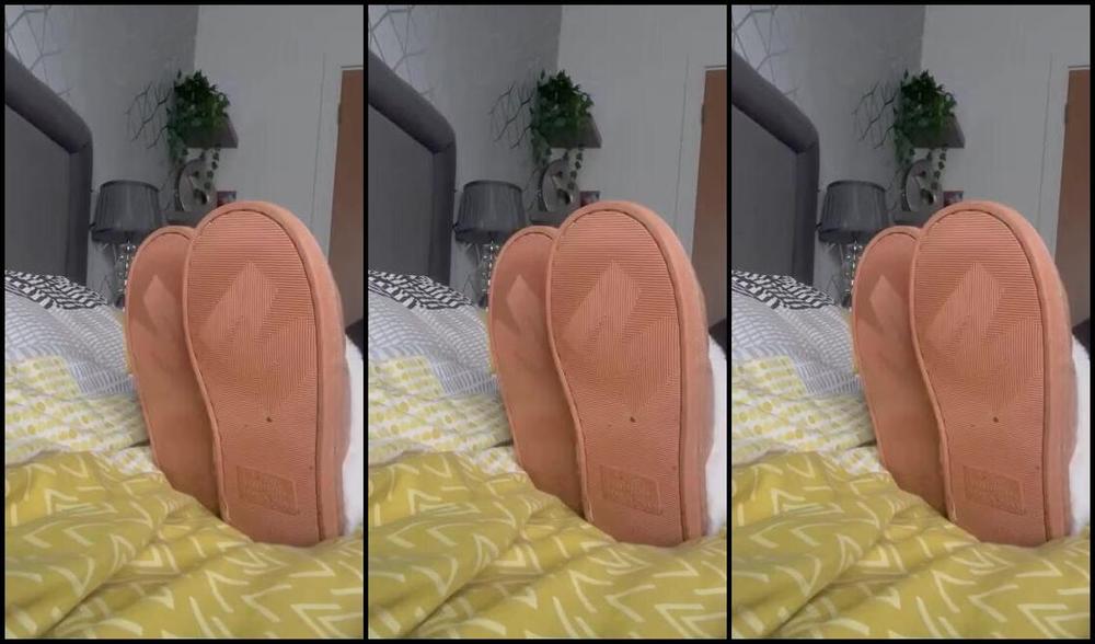 Goddesssuzie26 Onlyfans The Smell Is So Strong Once I Removed My Slipper It Hits You Hard And Makes You Crumble To A Moulda