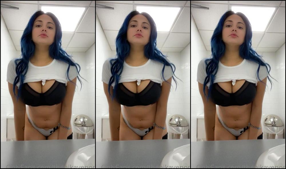 Thenikavenom Free Video Of The Month I Was Getting My Vehicle Serviced And Thought It D Be So Ho