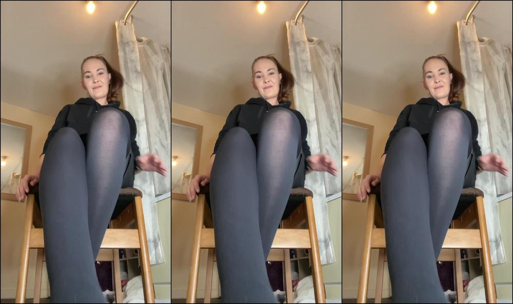 GoddessSarahNE Custom humiliation nylon feet iWantClips