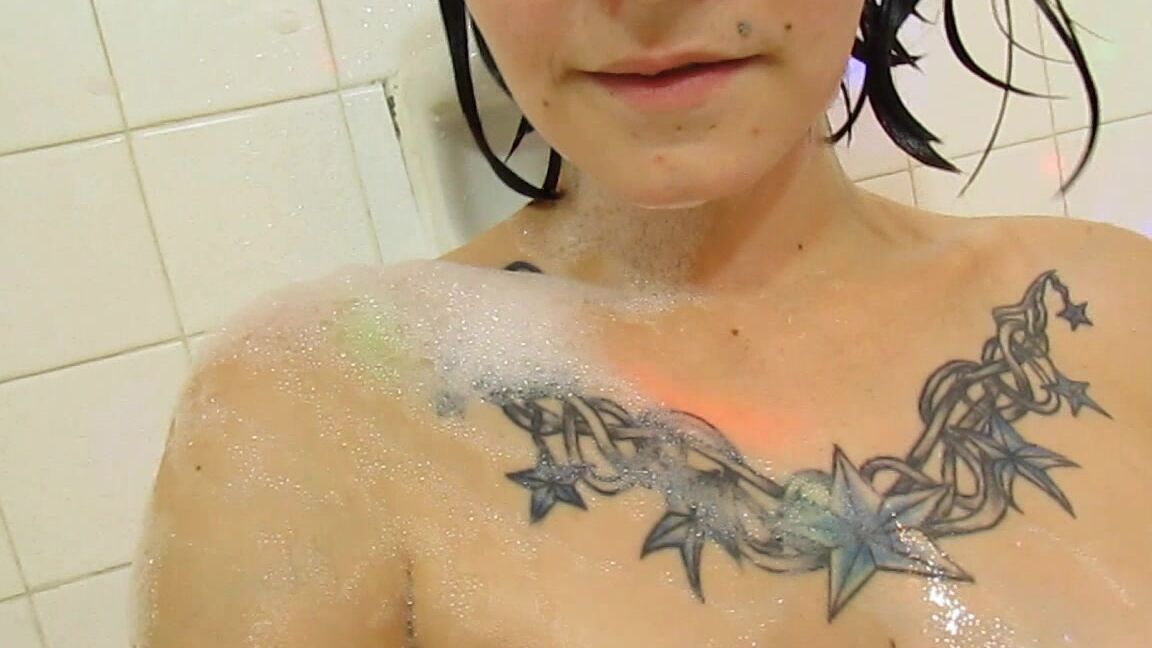 Xxsmiley Cum For Your Bathtub Goddess Joi