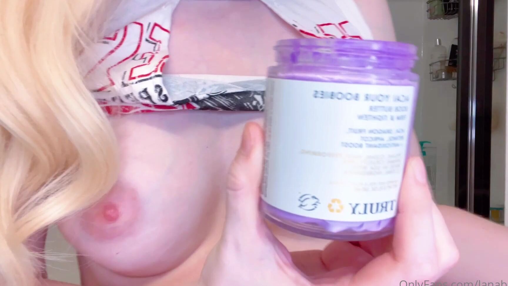 Lanabeexo Lotioning Oiling And Body Buttering My Titties And Ass