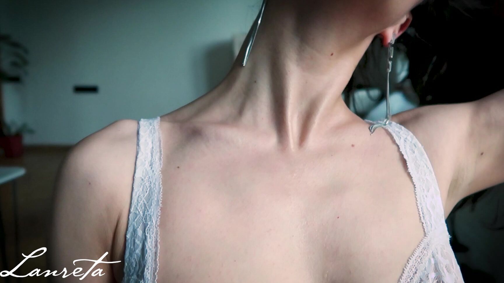 Lanreta Neck And Stomach Fetish