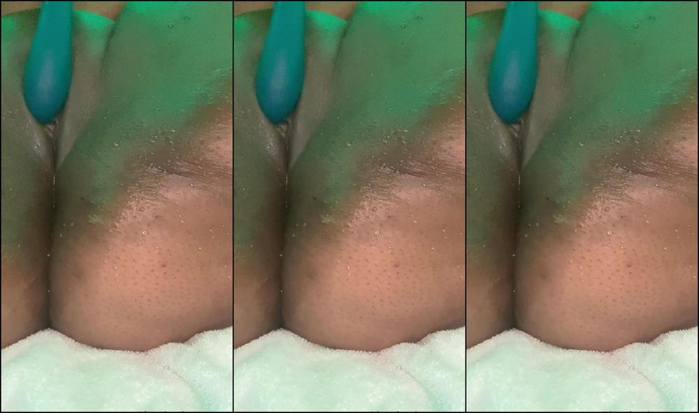 Chokahontass Who Missed Close Up Pussy Play