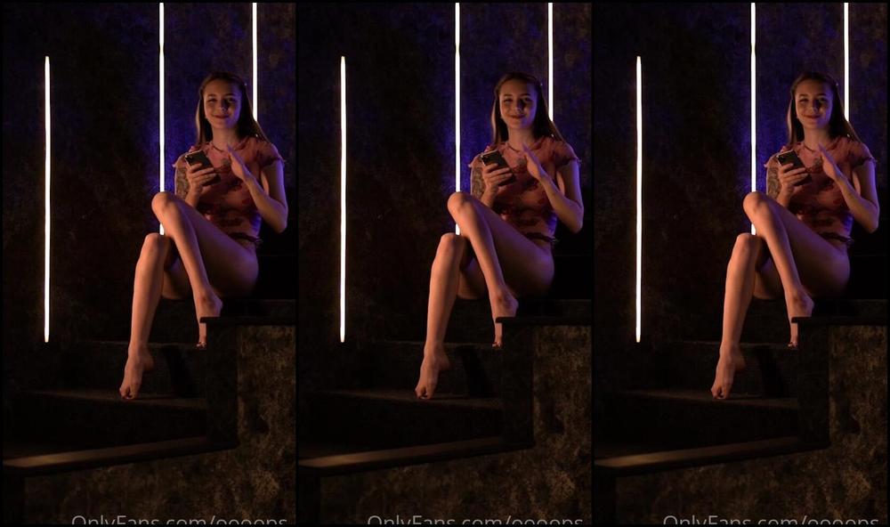 eva oops e58e9e06-f07a-4142-af02-aab8b9095f8c Web Cam