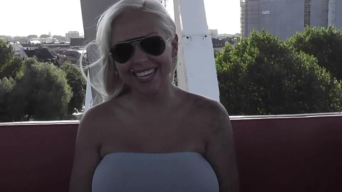 Vanity Porn - Im Riesenrad auf dem Hamburger Dom MyDirtyHobby