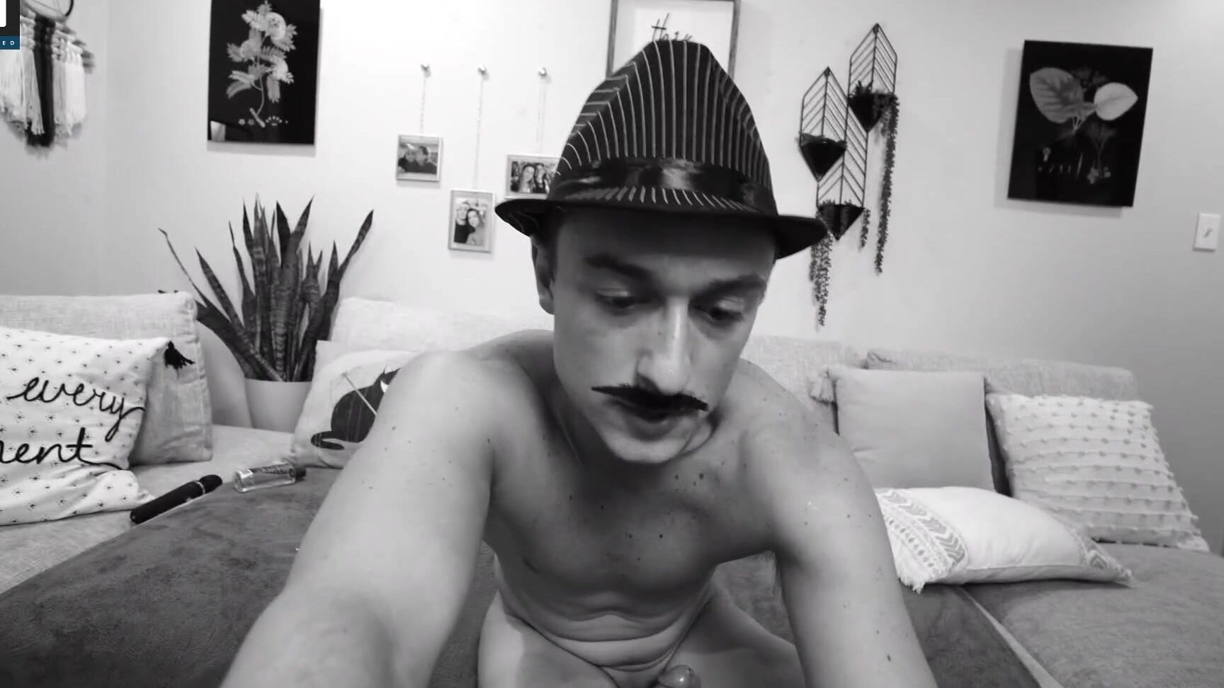 Livvnthedream Ea Be Ad Source