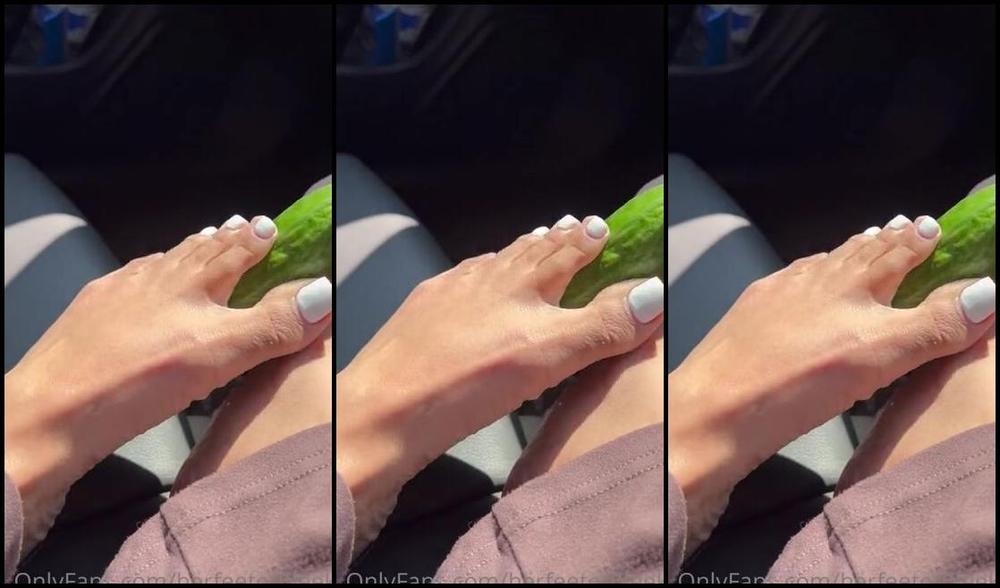 Fleek Feet Aka Herfeetonfleek Onlyfans Happy Monday