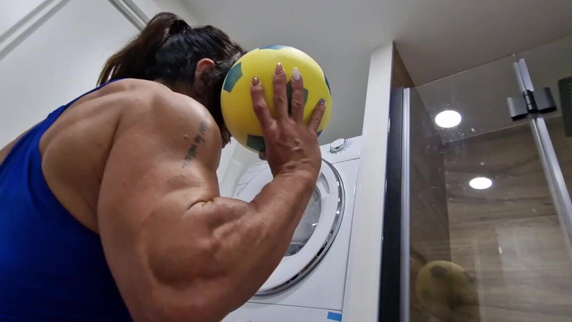 Alejandra Chacon Aka Alejandrachacon 11 25 2023 Onlyfans Video Come To My Shower Zwqq