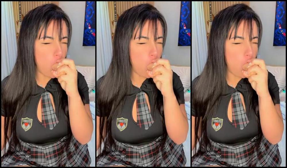 Emanuelly Raquel Nicknamed Emanuellyraquel 12 20 2024 Onlyfans Video Friday Fetish Student 18 X Teacher Sexta Feira Do Fetiche Aluna 18 X Professor