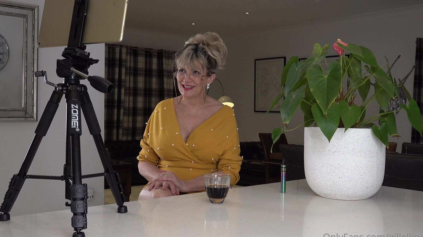 Gillellisyoung The Monday The Th Of February Live Stream My Own Recording And A Huge Thank You To Ever