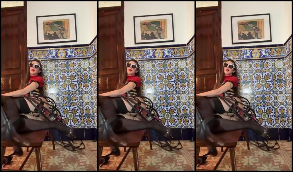 Tomato Juice Kween Nicknamed Kweentomato Onlyfans 08 28 2024 In Queen Of Collant A Commanding Queen Rules Her Kingdom With A Blend Of Power And 2Rp