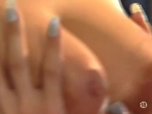 "Elodie Cherie, Eva Falk, Shanon Stone, Katarina Martinez, Sonia Eyes, Anthony Di Nunzio, Daris Paletti, Dino Toscani, Eros Cristaldi" Anal, Feature Confidenze intime di due troie Stars Pictures / Marc Dorcel