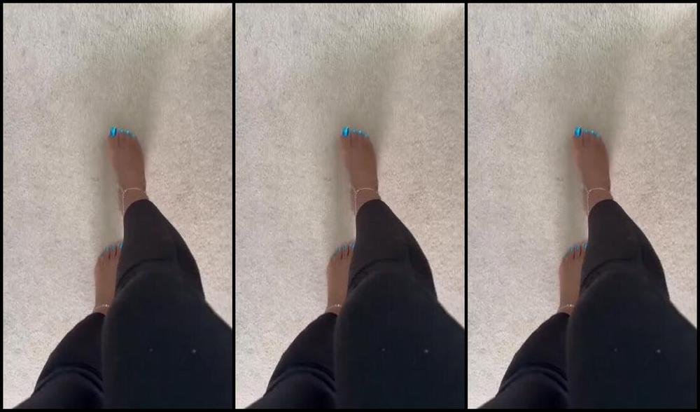 Sassy Toes Aka Sassytoesforyou Onlyfans I Couldnt Choose So Ill Just Post Both Lol 1