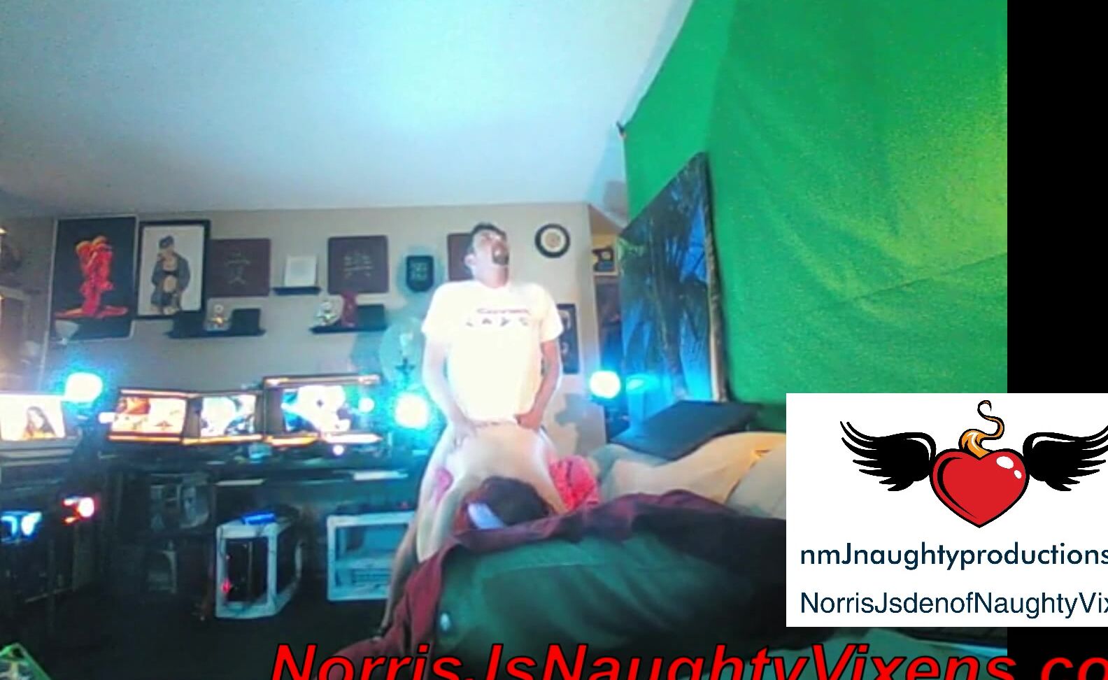 "nmjnaughtyvixens" blowjob, doggystyle, fucking, redhead, webcam Sammantha Sweet comes over for a bang Manyvids