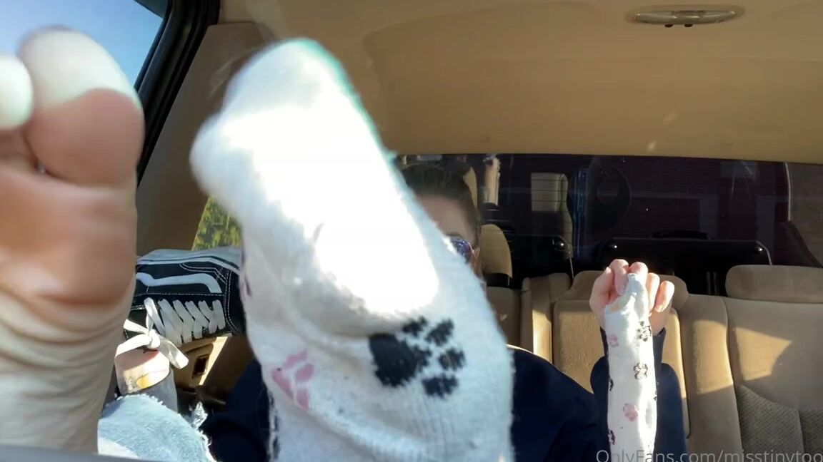 Misstinytootsies Onlyfans So Many Of You Requested Some Sort Of Car Tease So Here I Am With This Little Teaser Video I Ll