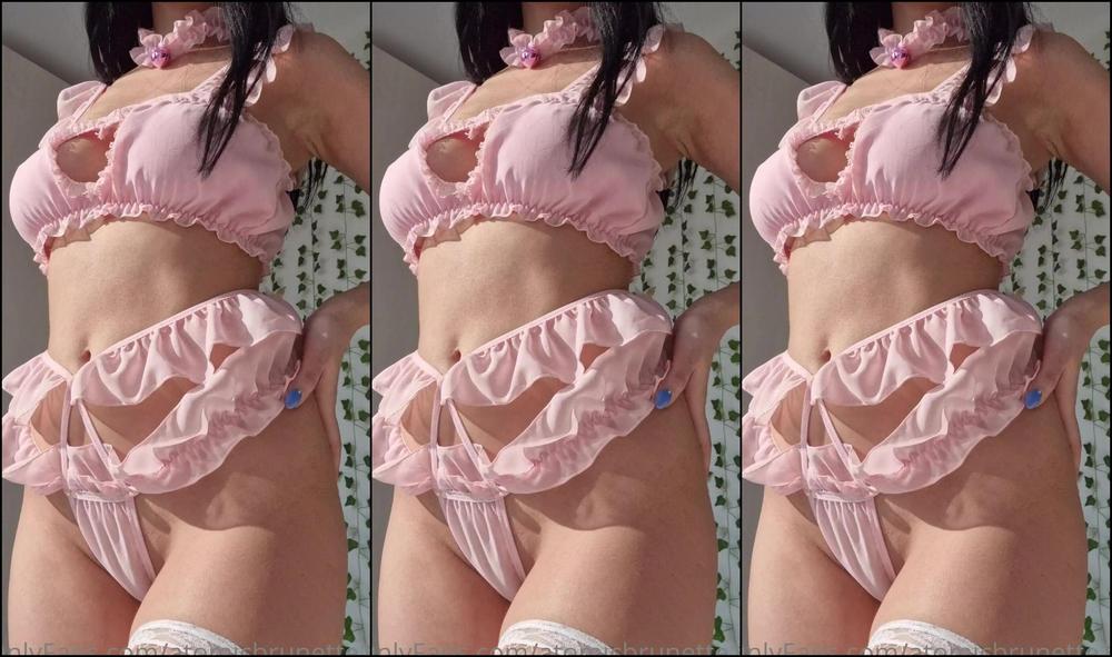 Atomicbrunette18 1 57