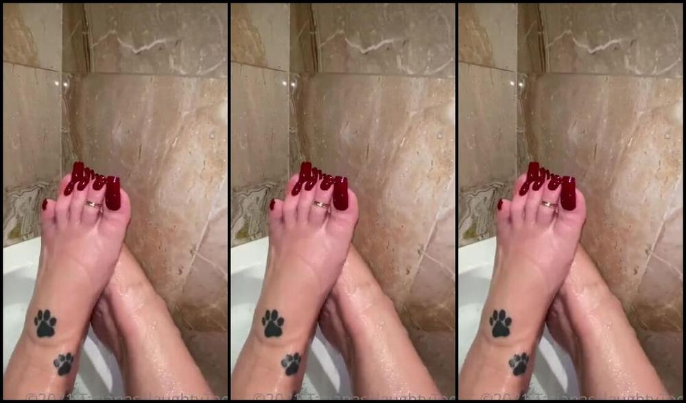 Tatianasnaughtytoes Nicknamed Tatianasnaughtytoes Onlyfans New 2021February18 A Hot Bath Before Bed 2 Quick Videos For You Good Night Thinking Of 2