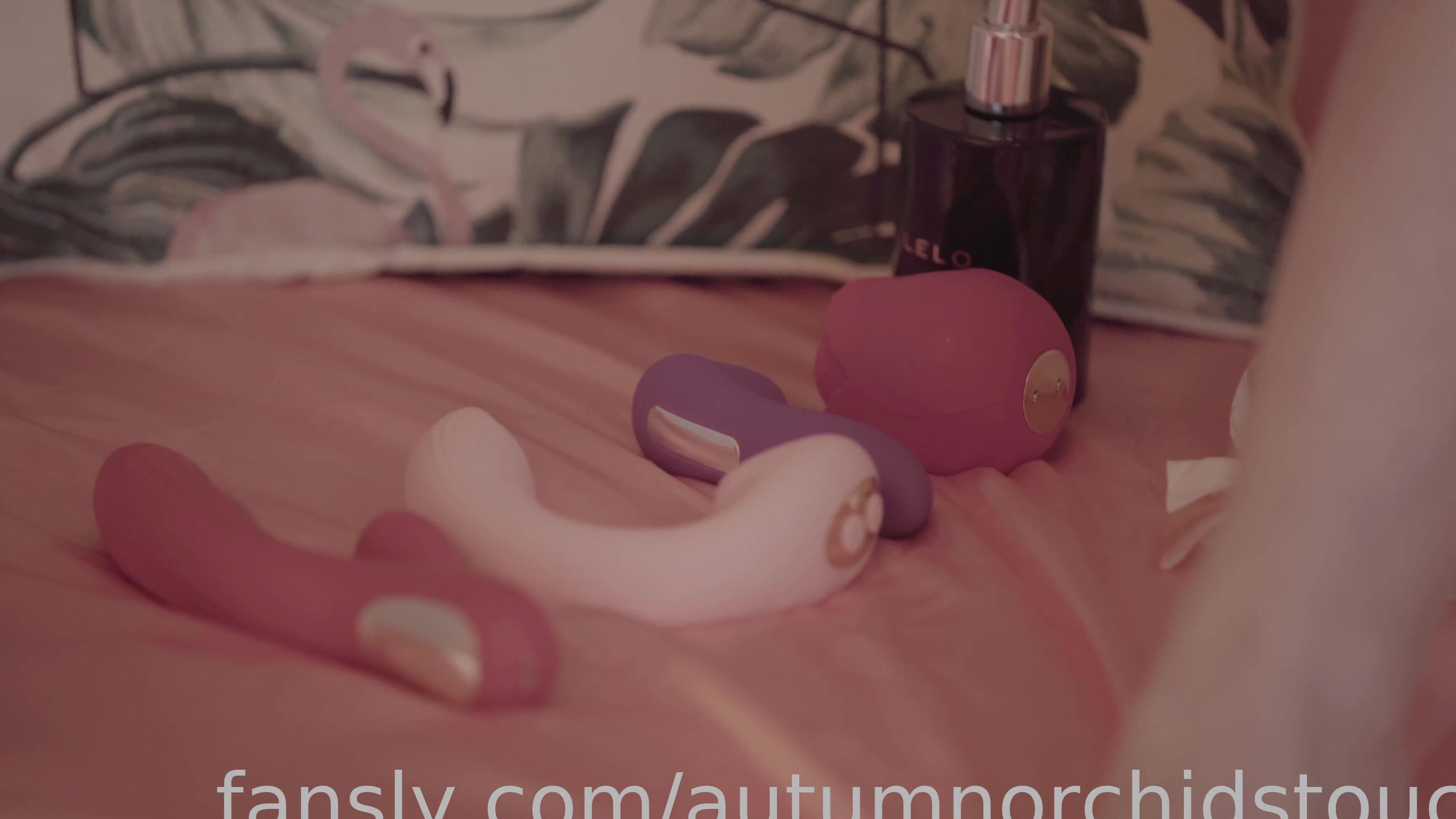 Autumn Orchid 675167531454963713