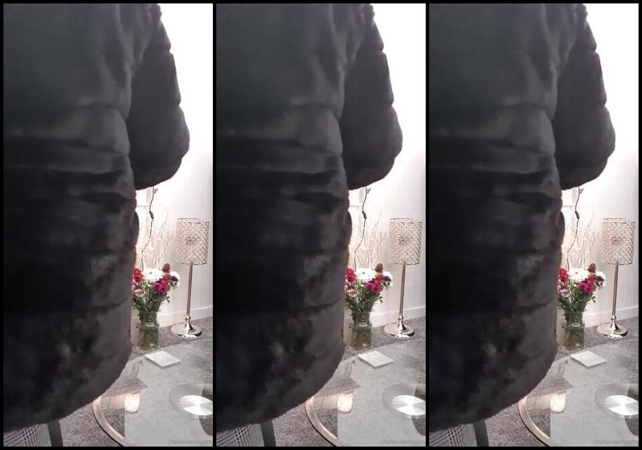 Miss B Nicknamed Missb52S Onlyfans 12 31 2020 Im Taking You For A Walk Slave