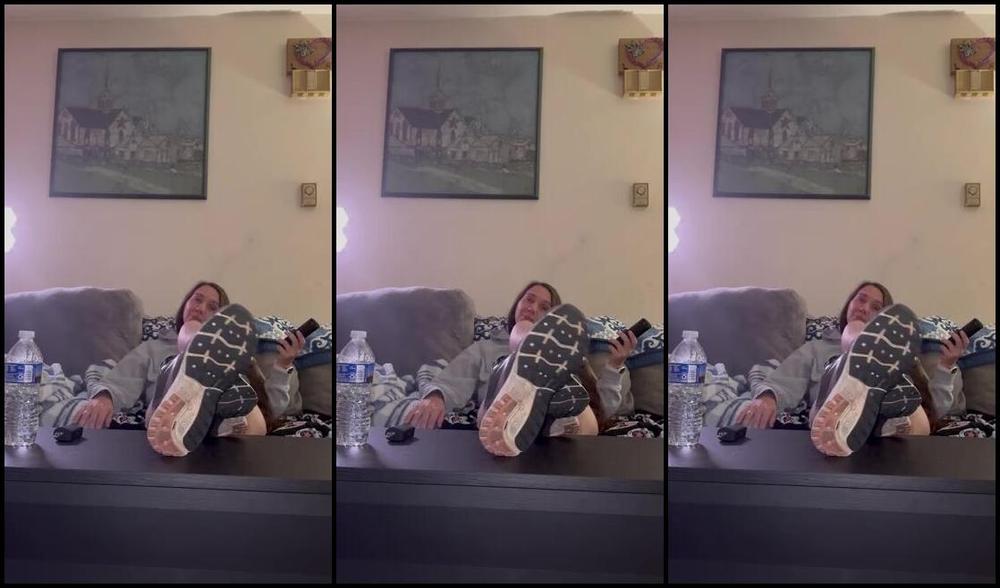 Soldmysolesforink Nicknamed Soldmysolesforink 11 03 2023 Onlyfans Video Well That Took For Ever To Load