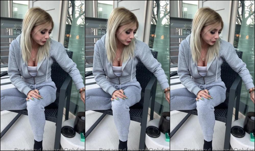 Justnitnee Smoking History