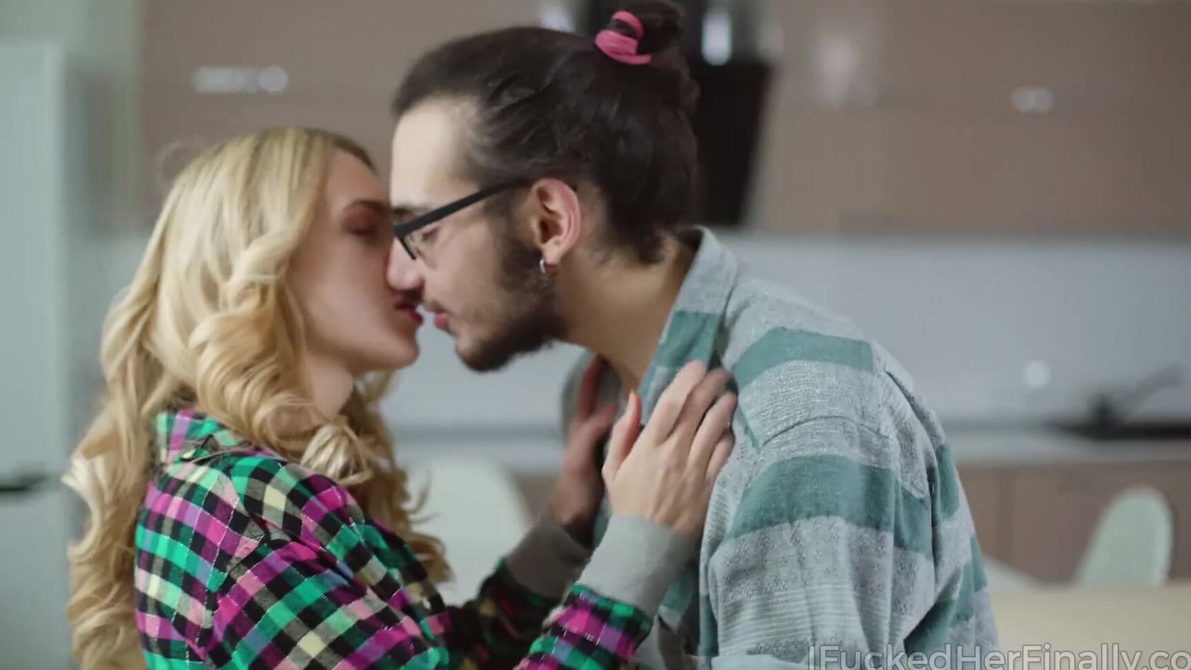 Alecia Fox I Fucked Her Finally Chick Seduces Man Into Penetrating Her Holes