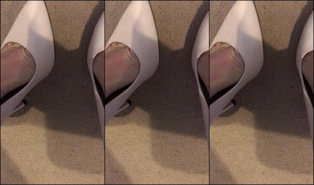 Ashleighmck Foot And Heels Fetish