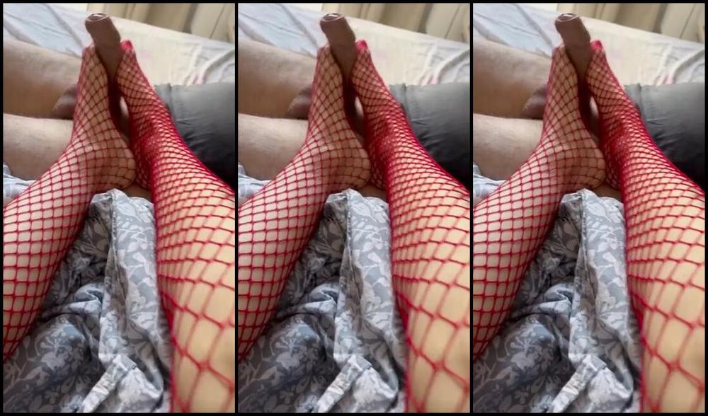 Deapistilla Nicknamed Deapistilla1 03 20 2024 Onlyfans Video Lo Sveglio Con Queste Calze Rosse