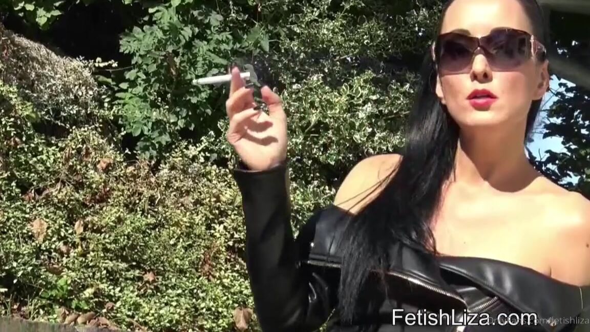 Fetishliza Onlyfans My Summer Ashtray Slave Full Length Clip Of The Week Winter Or Summer If You Want