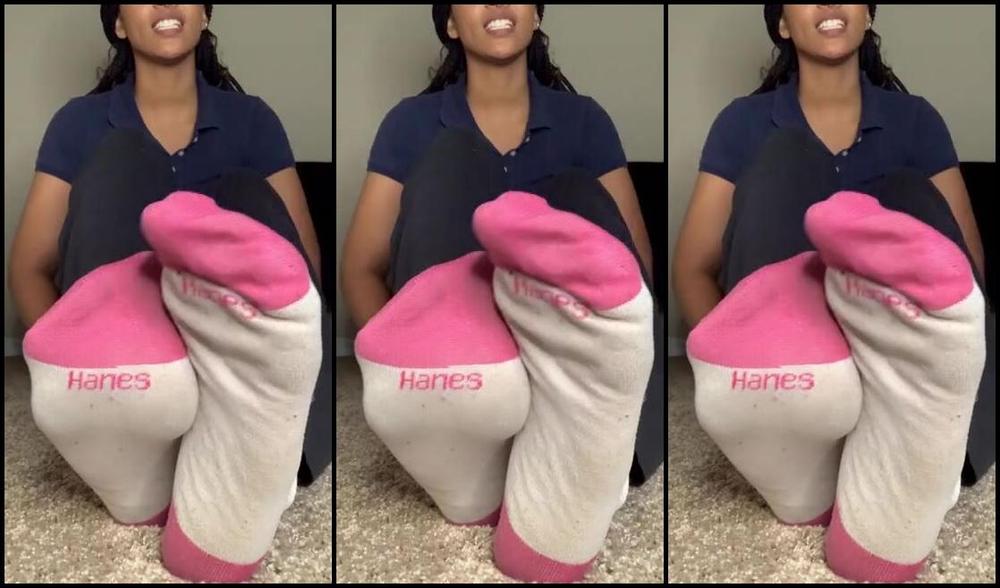 Goddess Dee Aka Welovedee Onlyfans For My Dirty Sock Whores