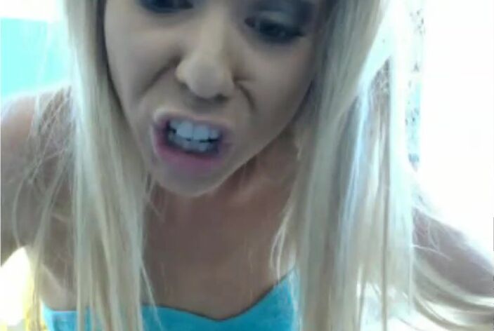 Rachelsingermfc Insane Library Show Streaking Pussy Play