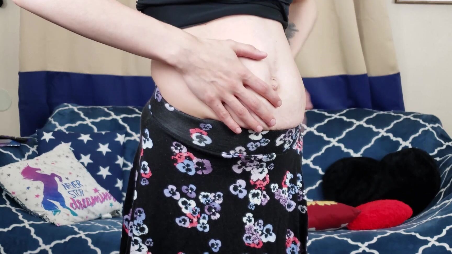 "Katy Faery" aliens & monsters, belly fetish, bloated belly, ghost fucking, impregnation fantasy Impregnated By An Invisible Alien Entity Manyvids