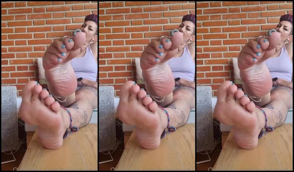 Solesmad Fetish Queen Aka Solesmadvip Onlyfans Ignoring You With This Amazing Blue Pedi You Can T Stop Looking And Jerkof For My Perfect Feet