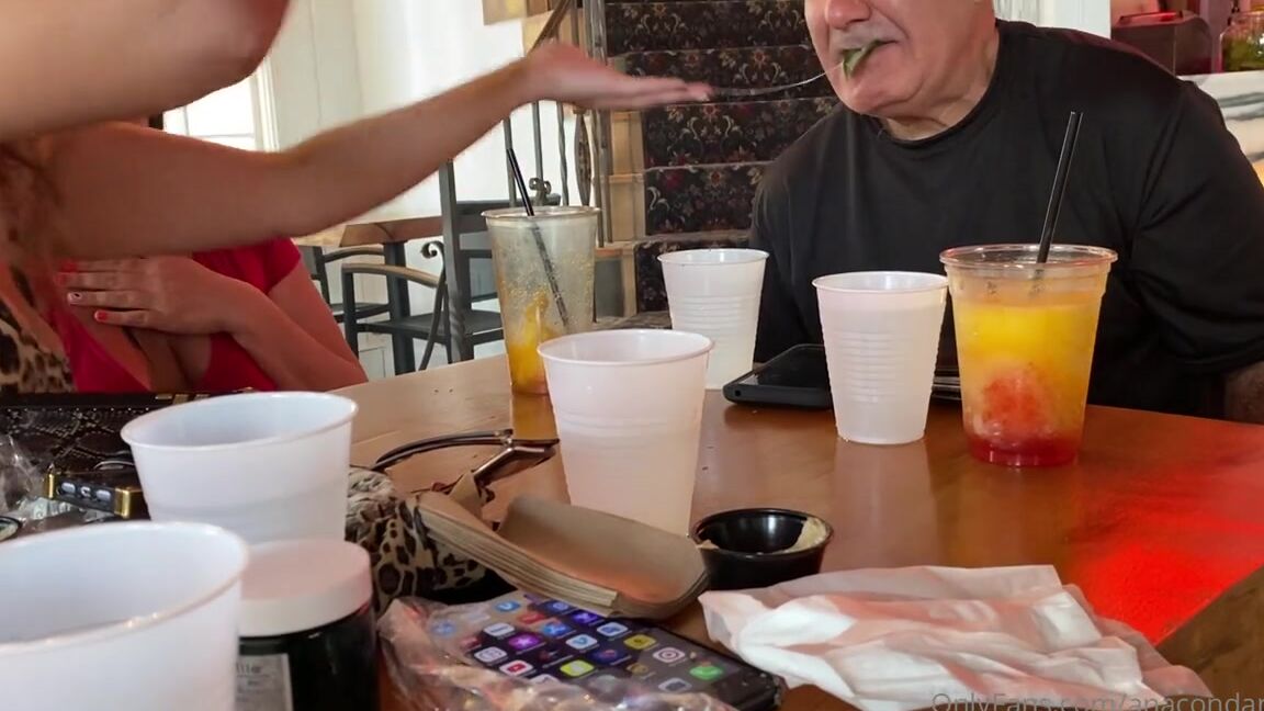 Anacondanoire Onlyfans No Cuck Should Be Allowed To Eat In Public Without Their Goddesses Blessing Their Food All In Front