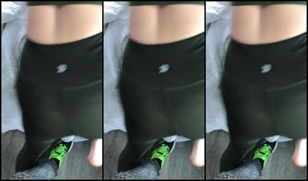 Kissable Toes Nicknamed Kissabletoess Onlyfans I Want To Know What You Are Thinking Right Now