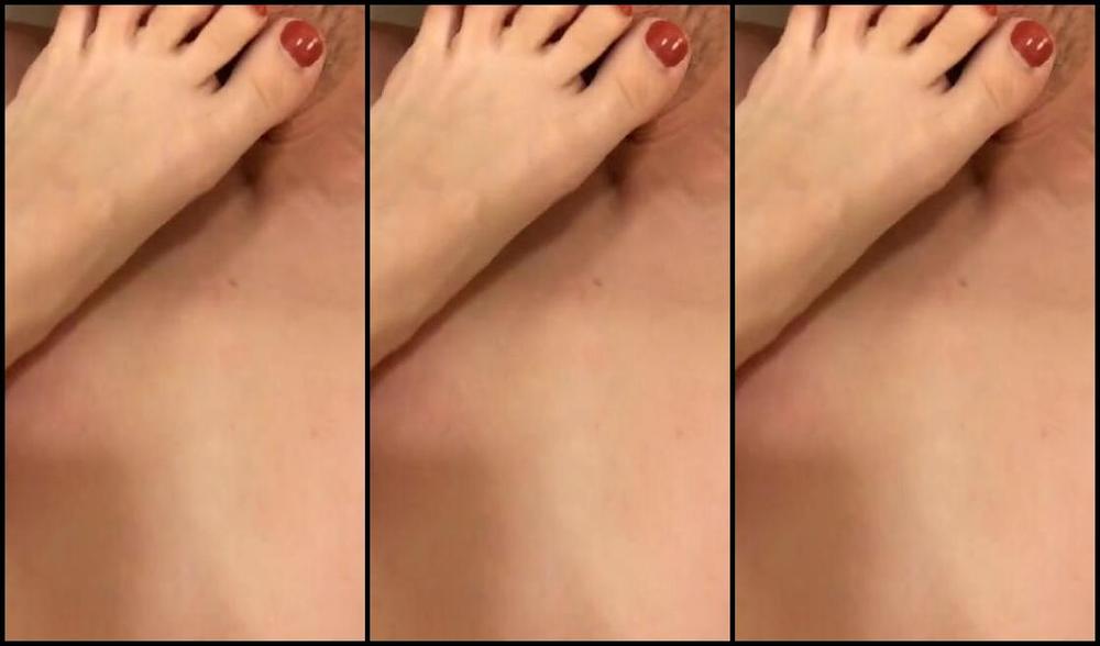 Red Queen Nicknamed Red Queen 94 Femdom 01 21 2020 Onlyfans Video Worship My Feet Pup